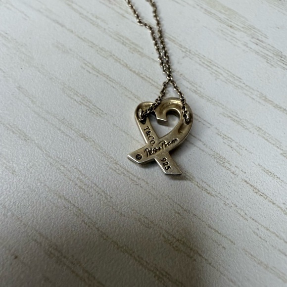 Tiffany&Co. Heart necklace bag included - Picture 4 of 6